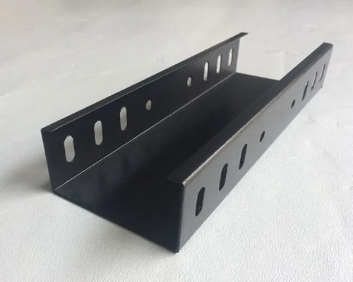 大型場所選用什么類型的電纜橋架合適